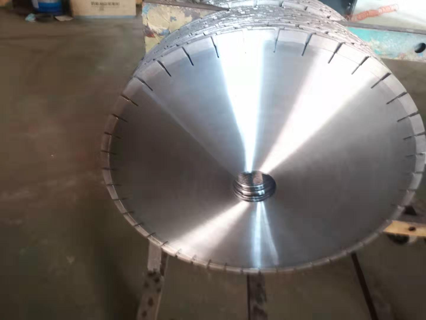 Diamond saw blade