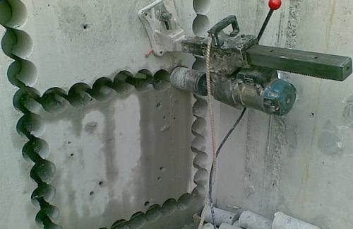 Diamond wet core drill bit