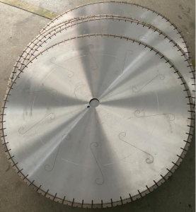 Diamond saw blade for prestressed hollow core slab concrete precast with rebar