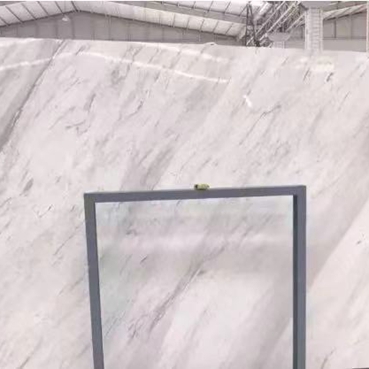 what is the reasons that make white stones turn yellow