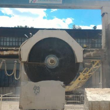 How to properly store diamond saw blades in daily life