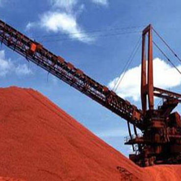 LONDON (Reuters) - The global nickel market is in a pricing black-out