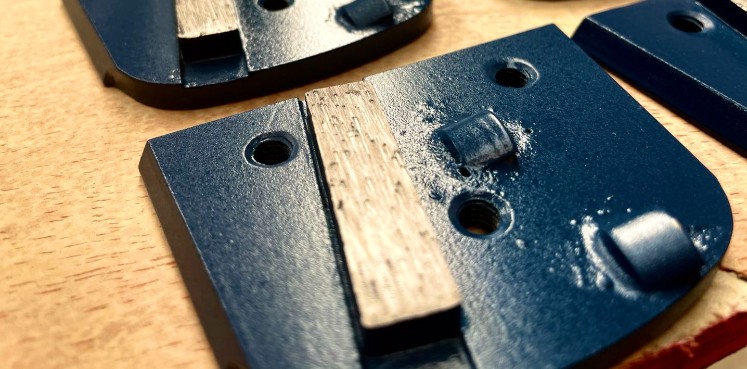 Concrete grinding tools for remove epoxy coating painting