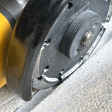 SANG V shape Crack Chase Blade - Cut faster and work smarter.