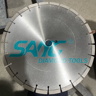 Advantages Of The Arix Segmented Laser Welded Diamond Saw Blade 